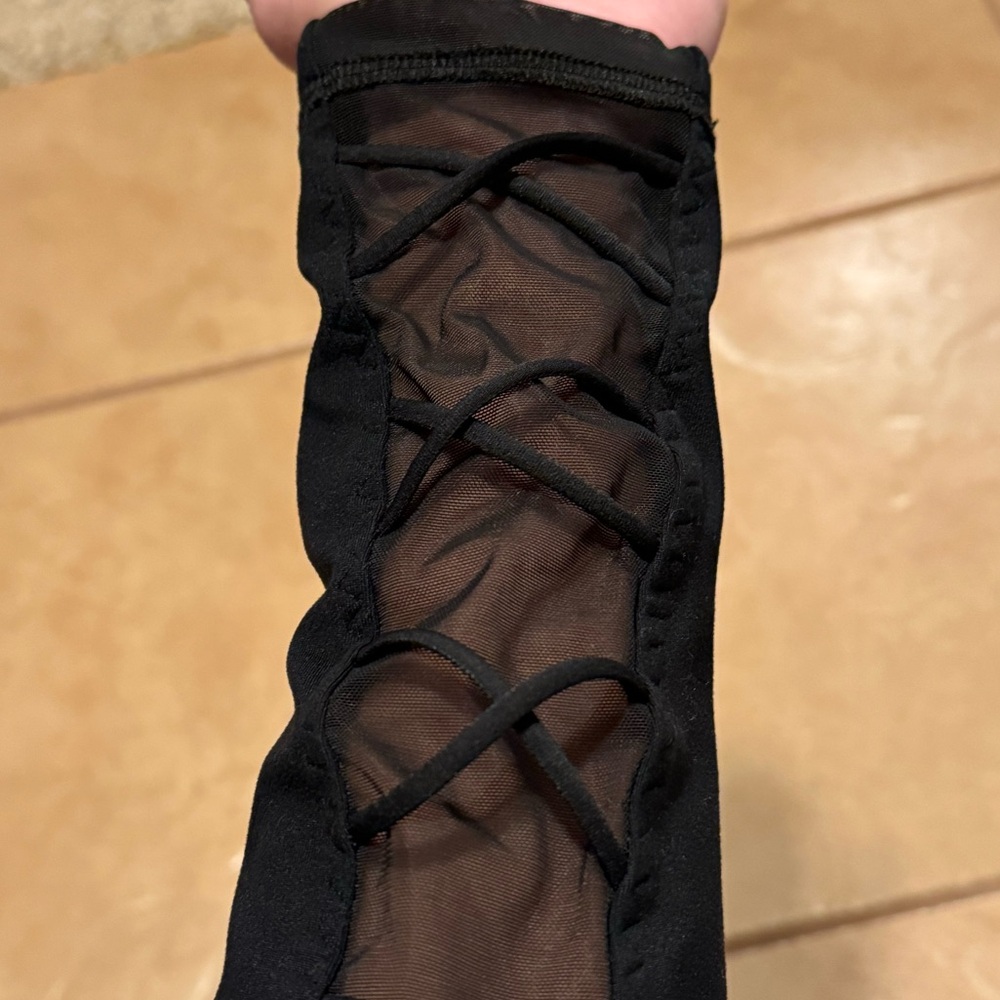 Victoria’s Secret Black Mesh Lace-Up Leggings - Picture 10 of 10